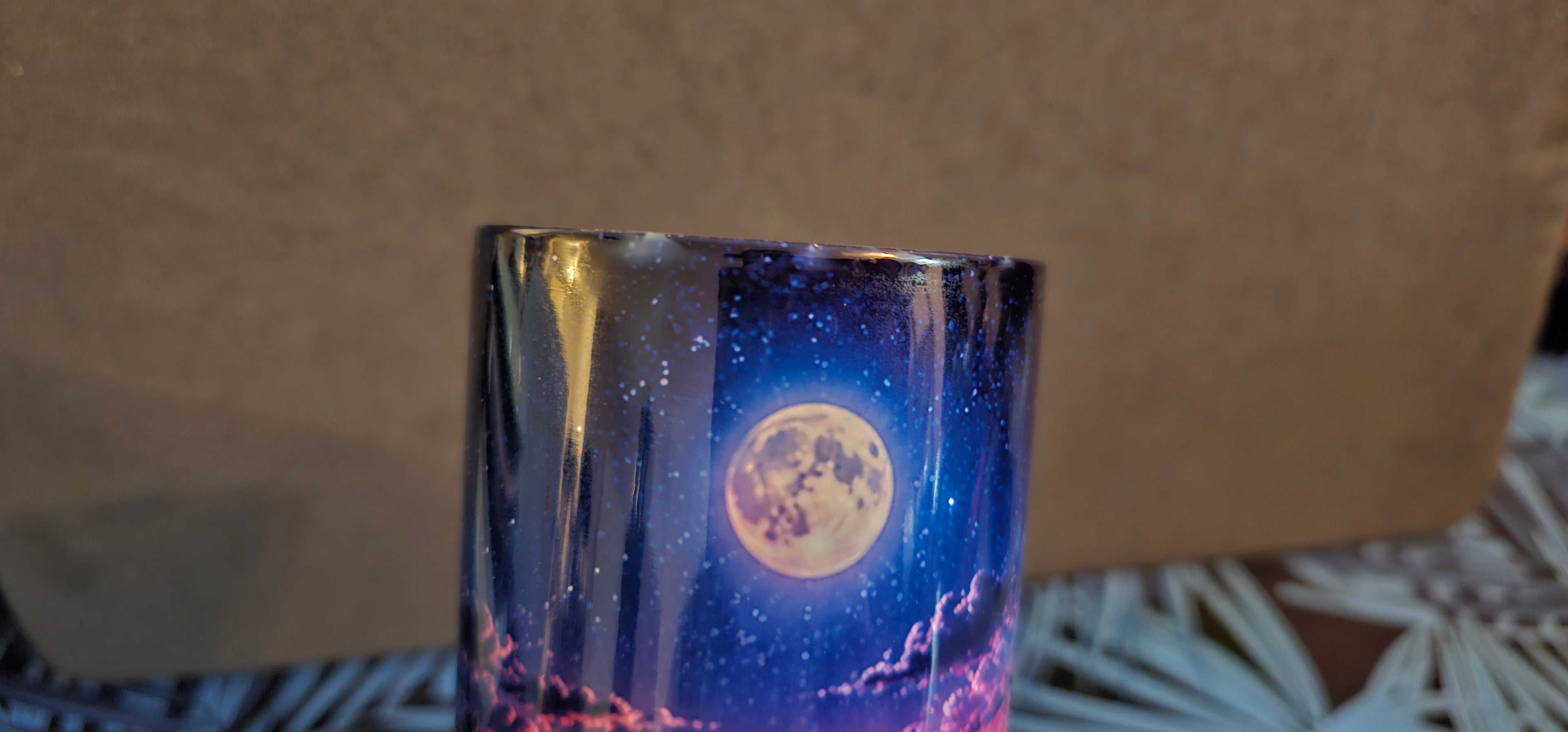 IMPARFAIT Tasse Isotherme Les Fleurs Enchantées roses et mauves