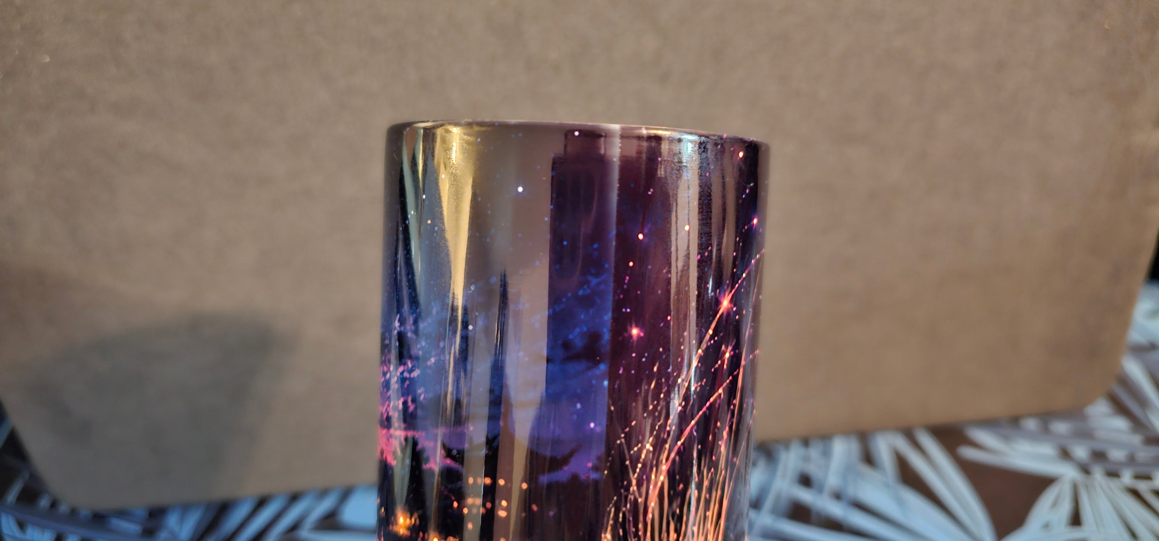 IMPARFAIT Tasse Isotherme Les Fleurs Enchantées roses et mauves